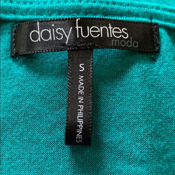 Daisy Fuentes Small Turquoise Sleeveless Top - Picture 6 of 6